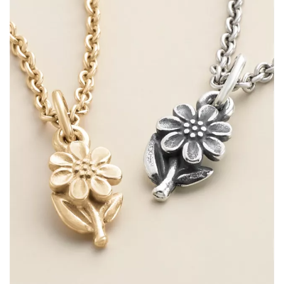 Mini Daisy Charm